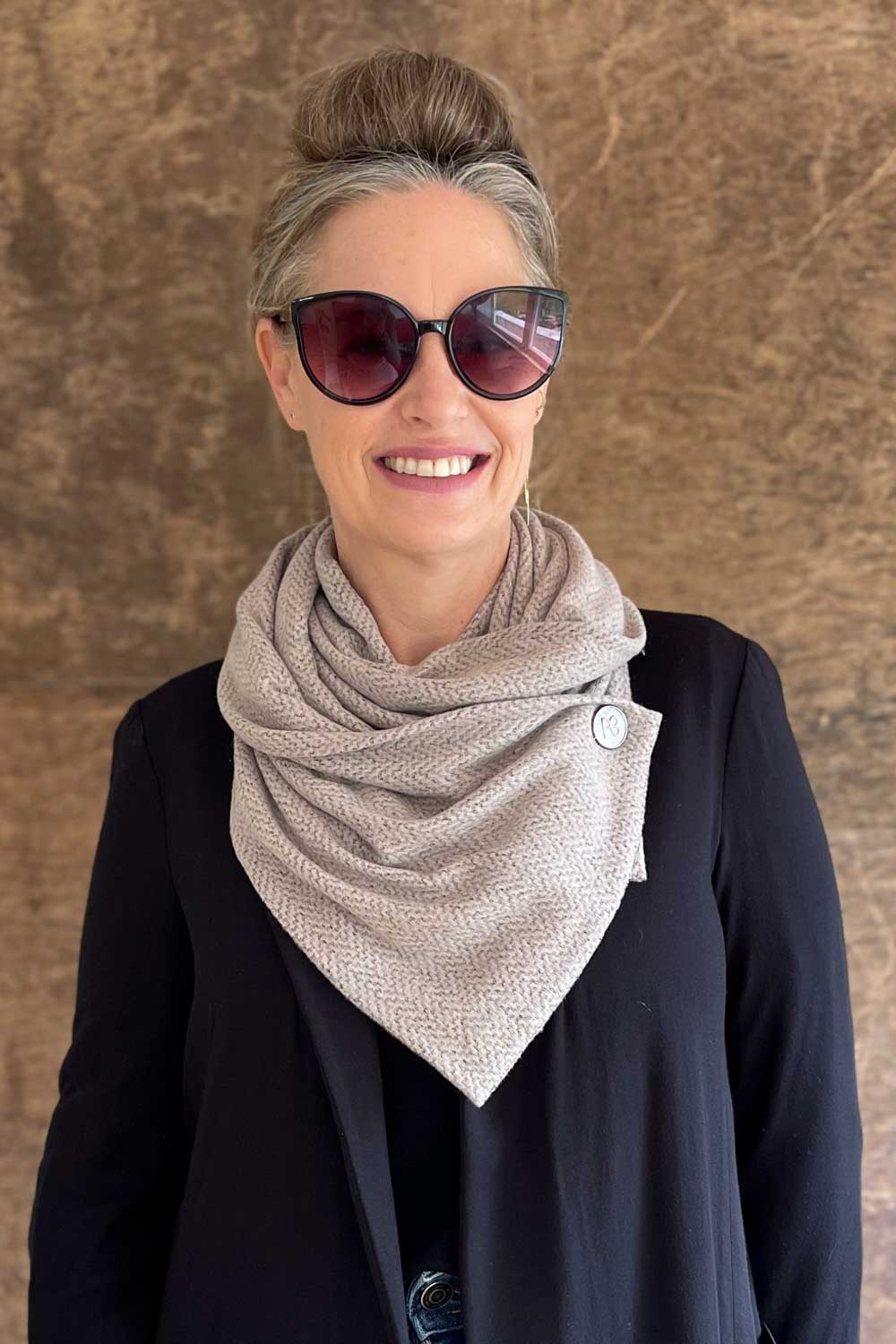 צעיף מלטף בל