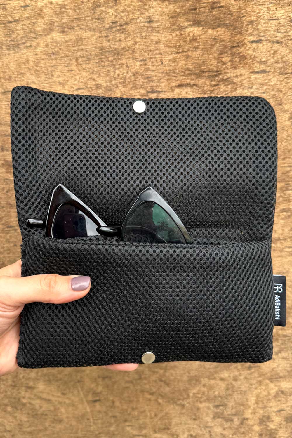 נרתיק משקפיים כריסטינה