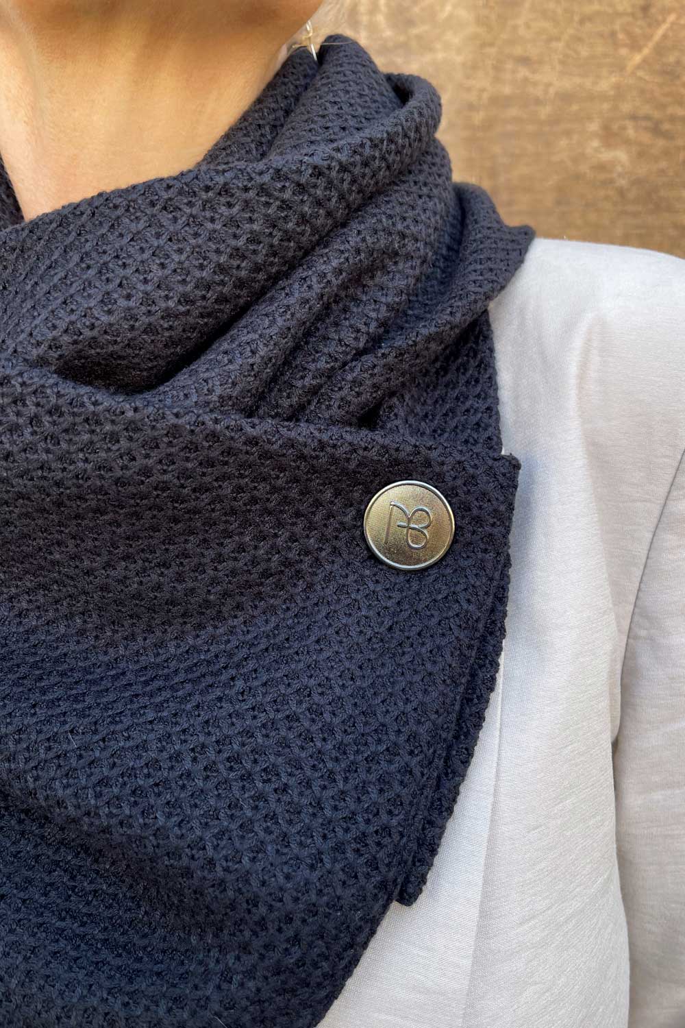 צעיף סרוג כריסטינה