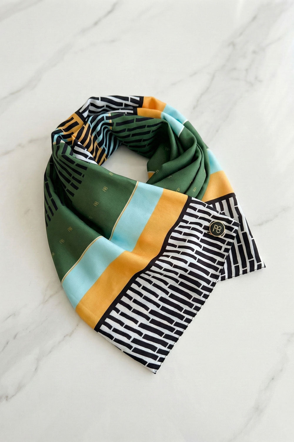 צעיף דניאלה