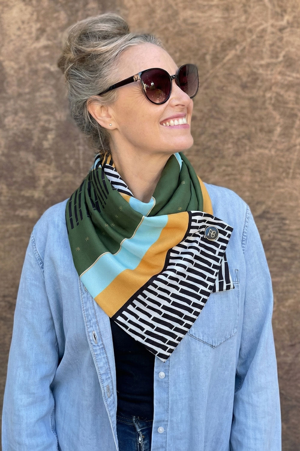 צעיף דניאלה