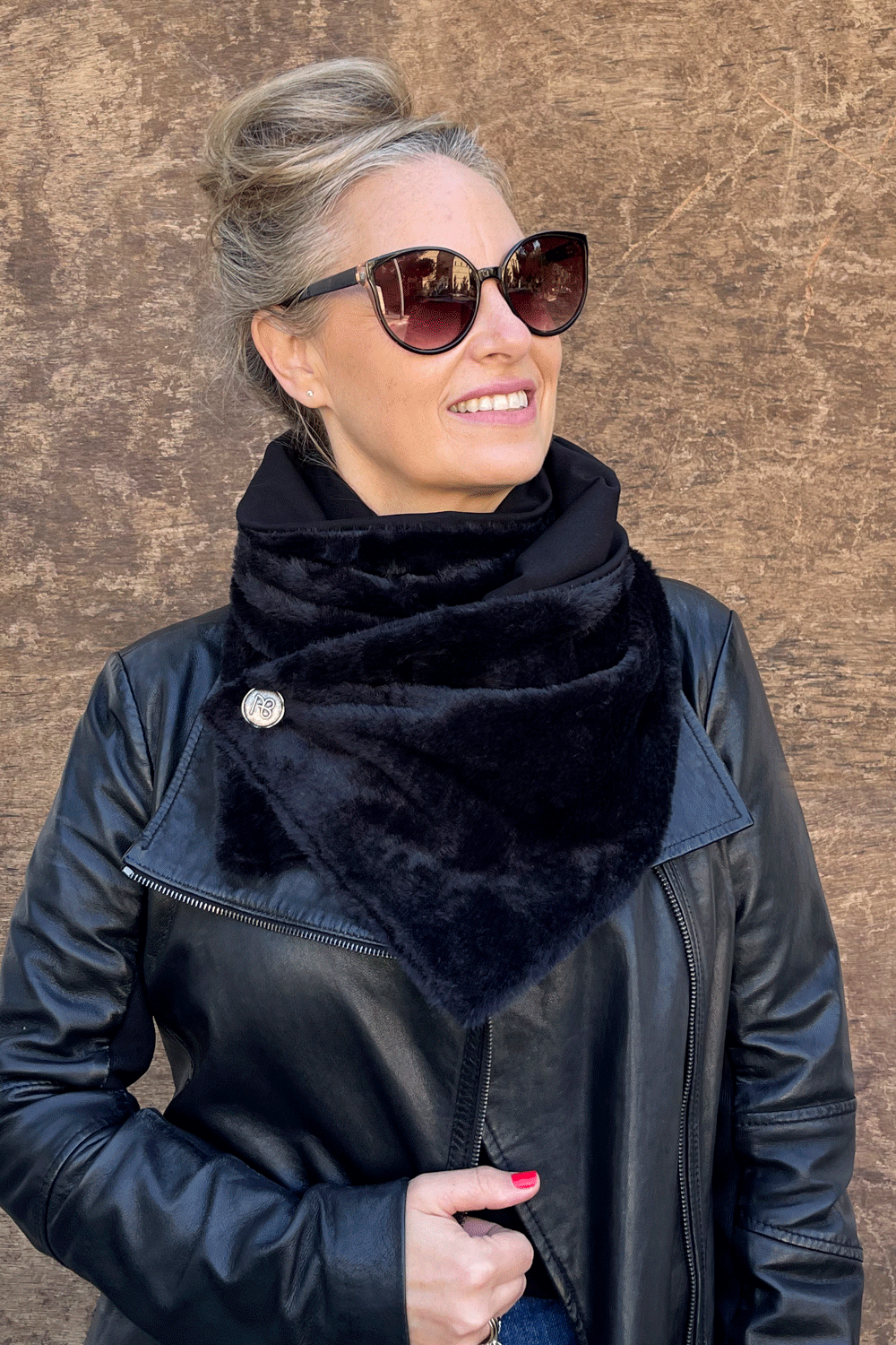 צעיף פרווה דו-צדדי ג׳יזל