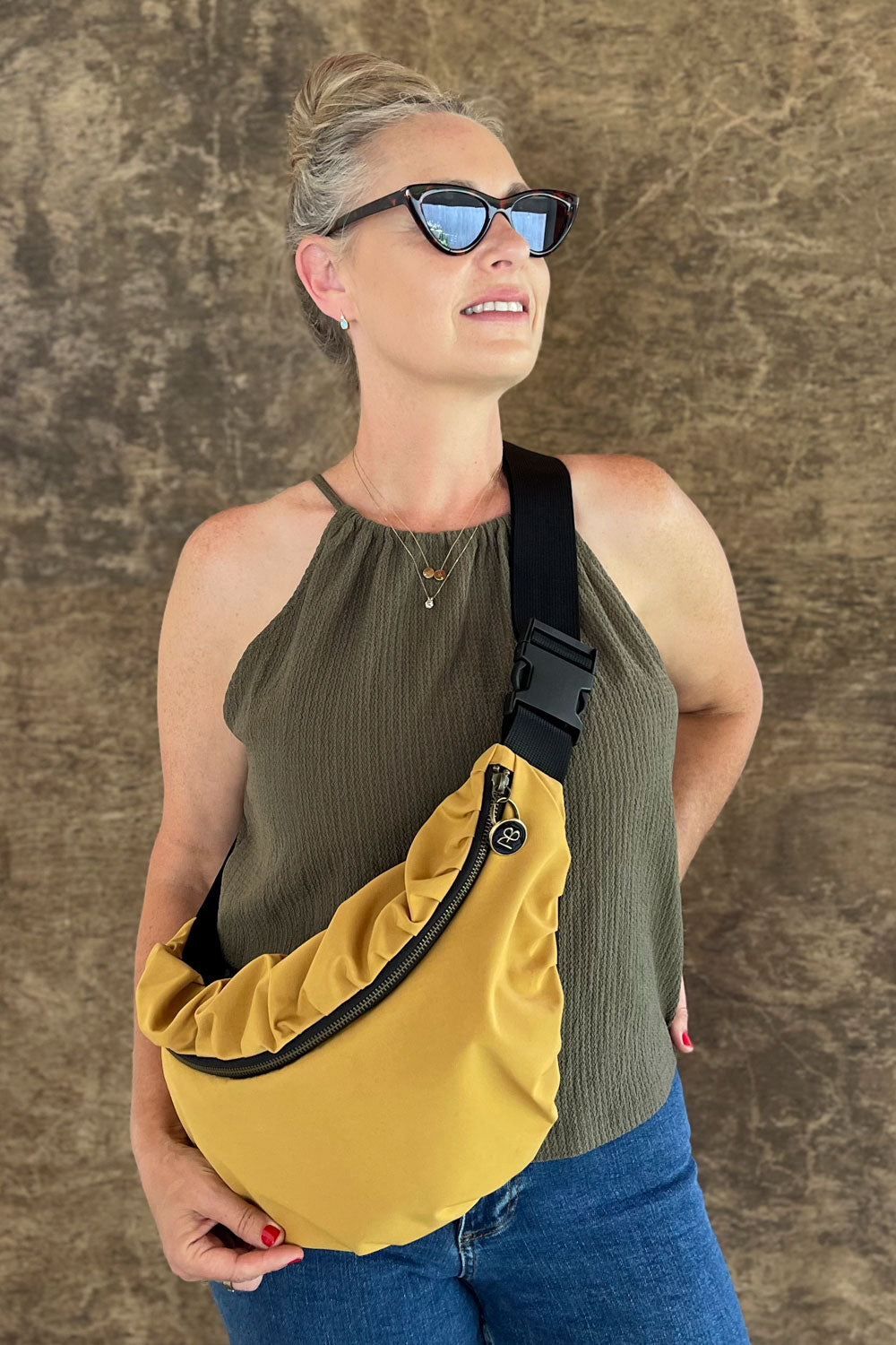 פאוץ׳ גדול צהוב חרדל | עדי בקשי תיקים