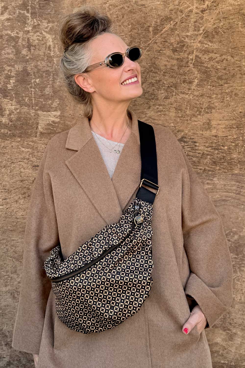 פאוץ׳ גדול גרייס