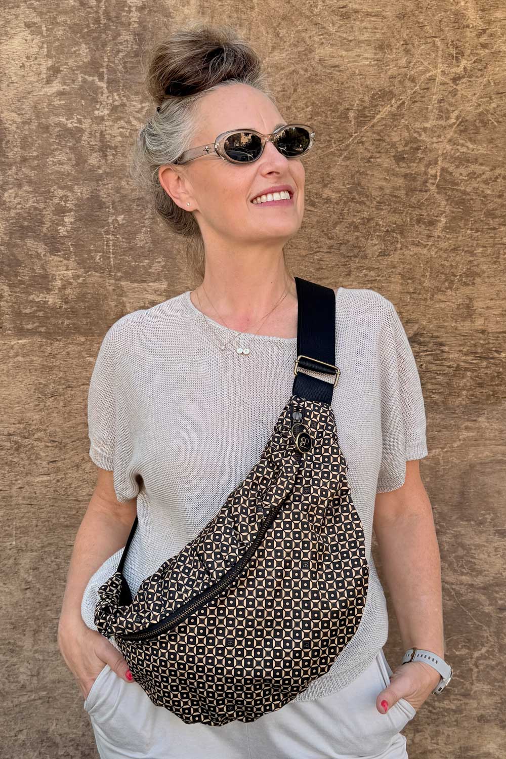 פאוץ׳ גדול גרייס