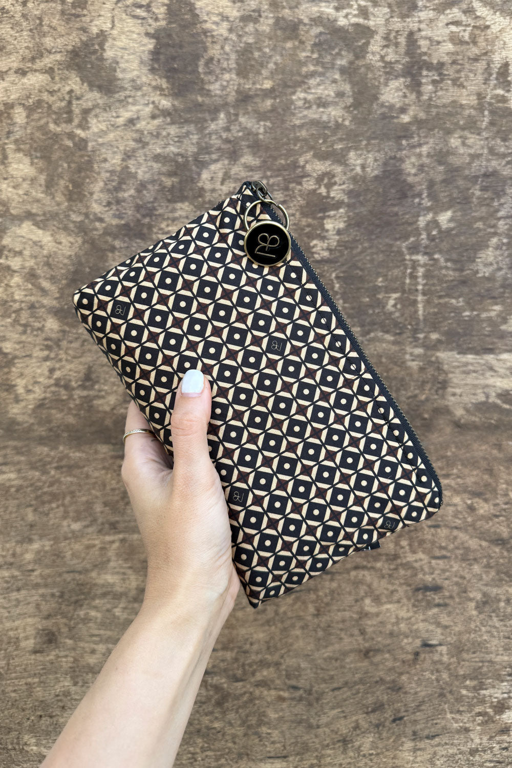 תיק דרכונים גרייס