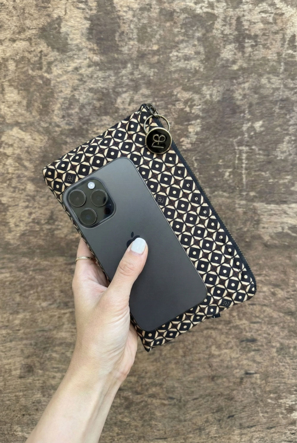 תיק דרכונים גרייס