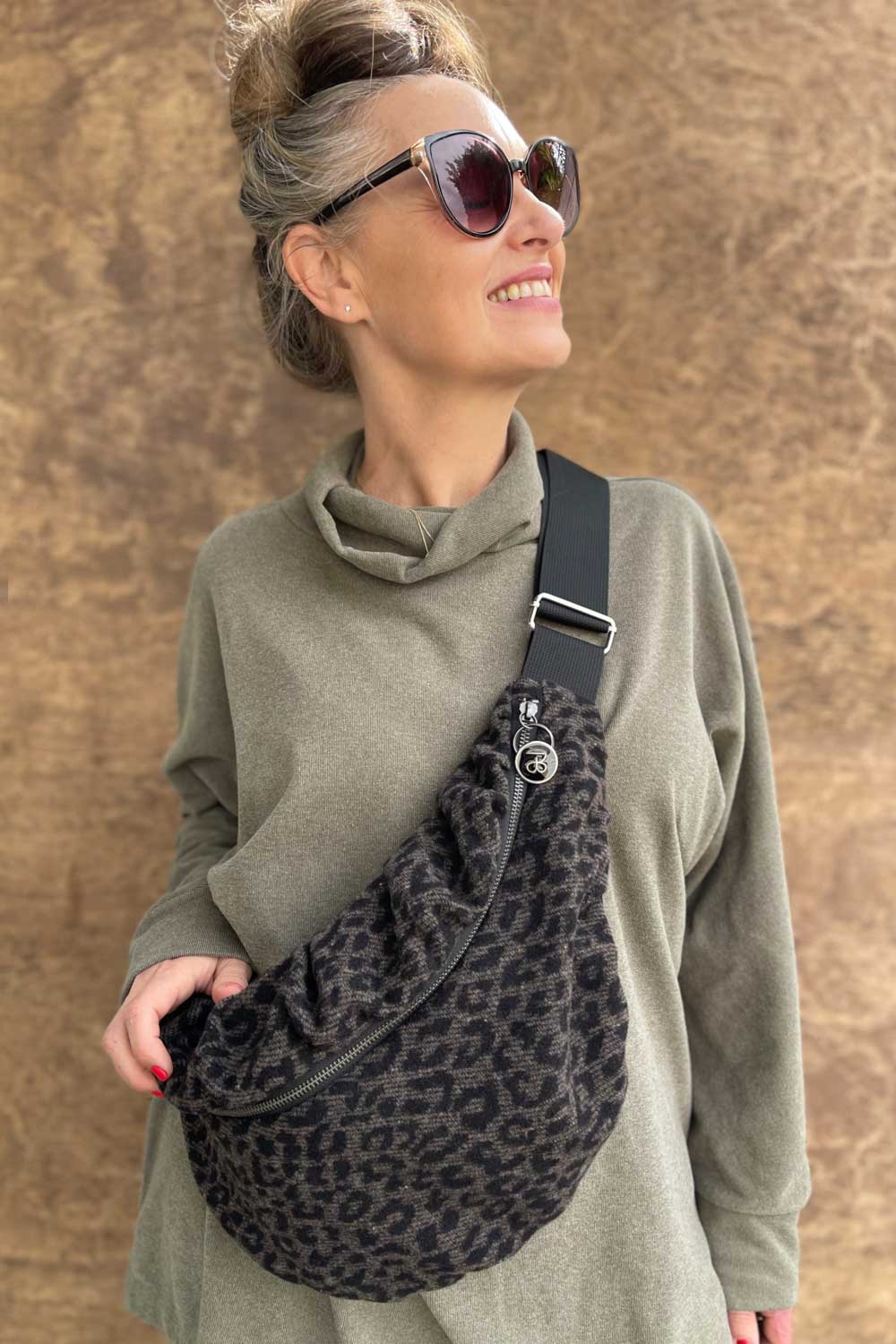 פאוץ׳ גדול היידי (צמר)