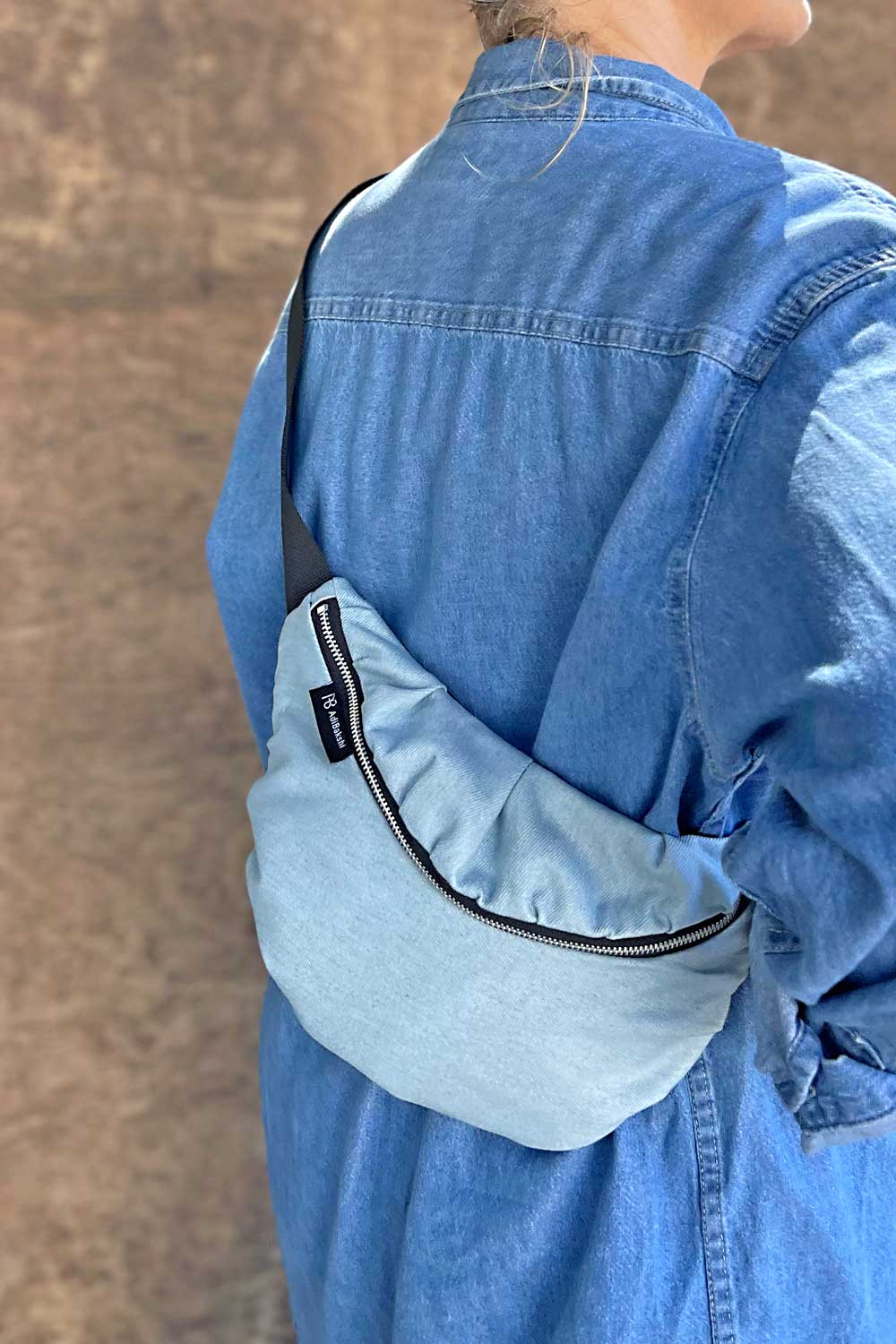 פאוץ׳ קטן איזבלה