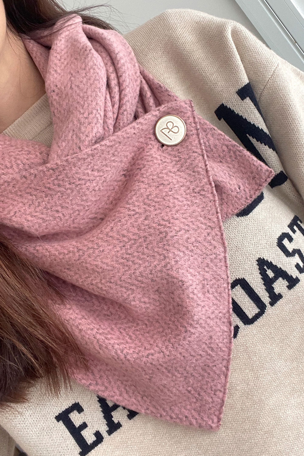 צעיף מלטף ליה