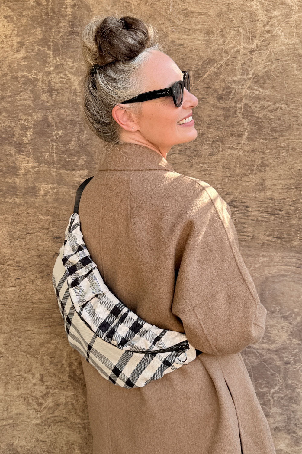 פאוץ׳ גדול מייגן