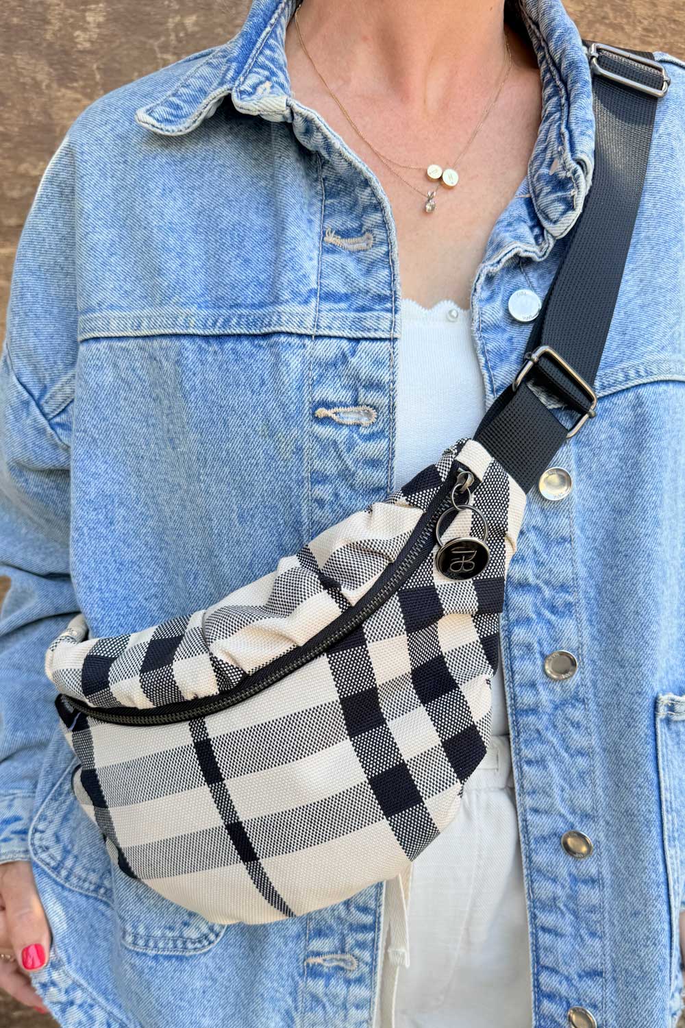 פאוץ׳ קטן מייגן