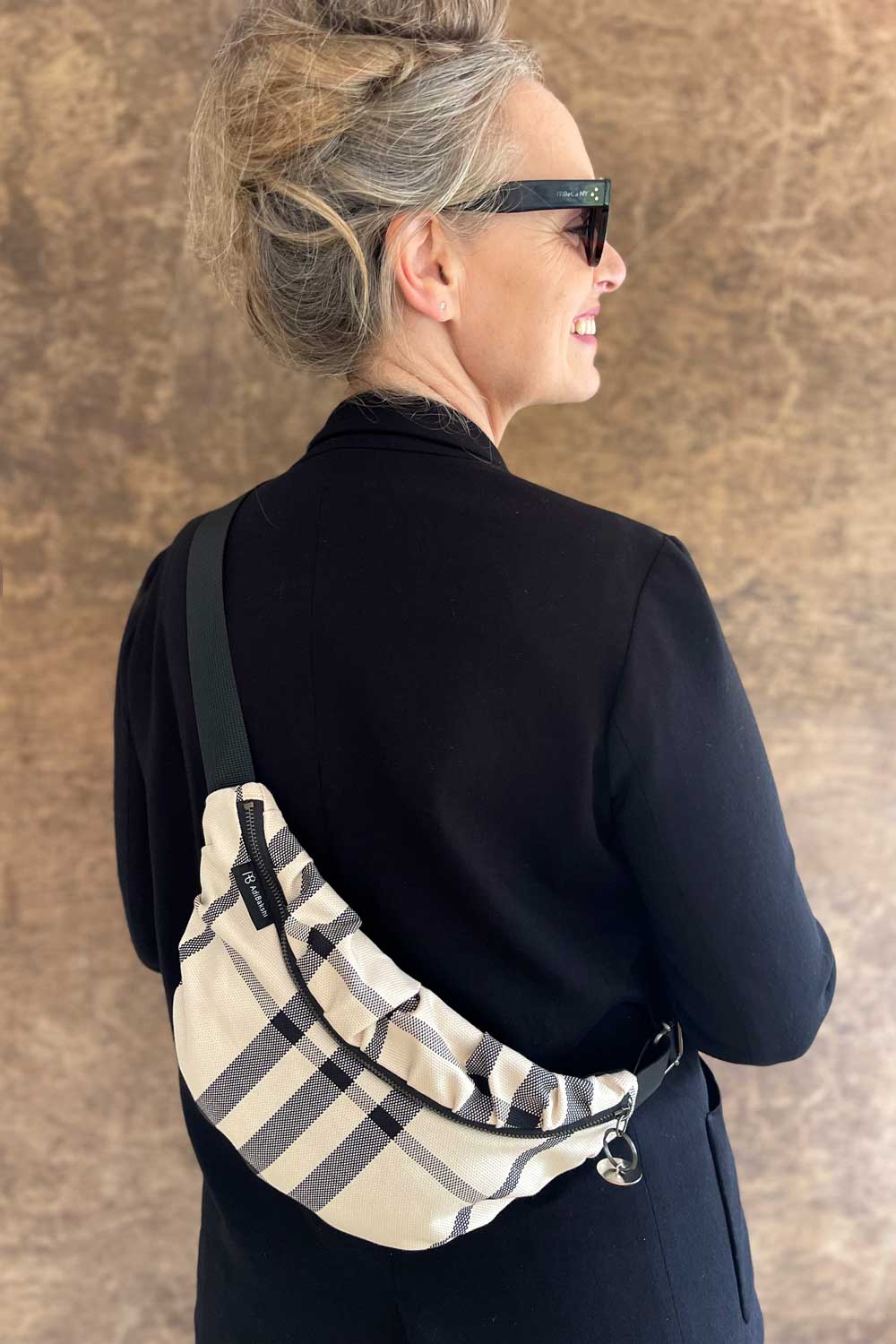 פאוץ משובץ | פאוץ קטן | עדי בקשי