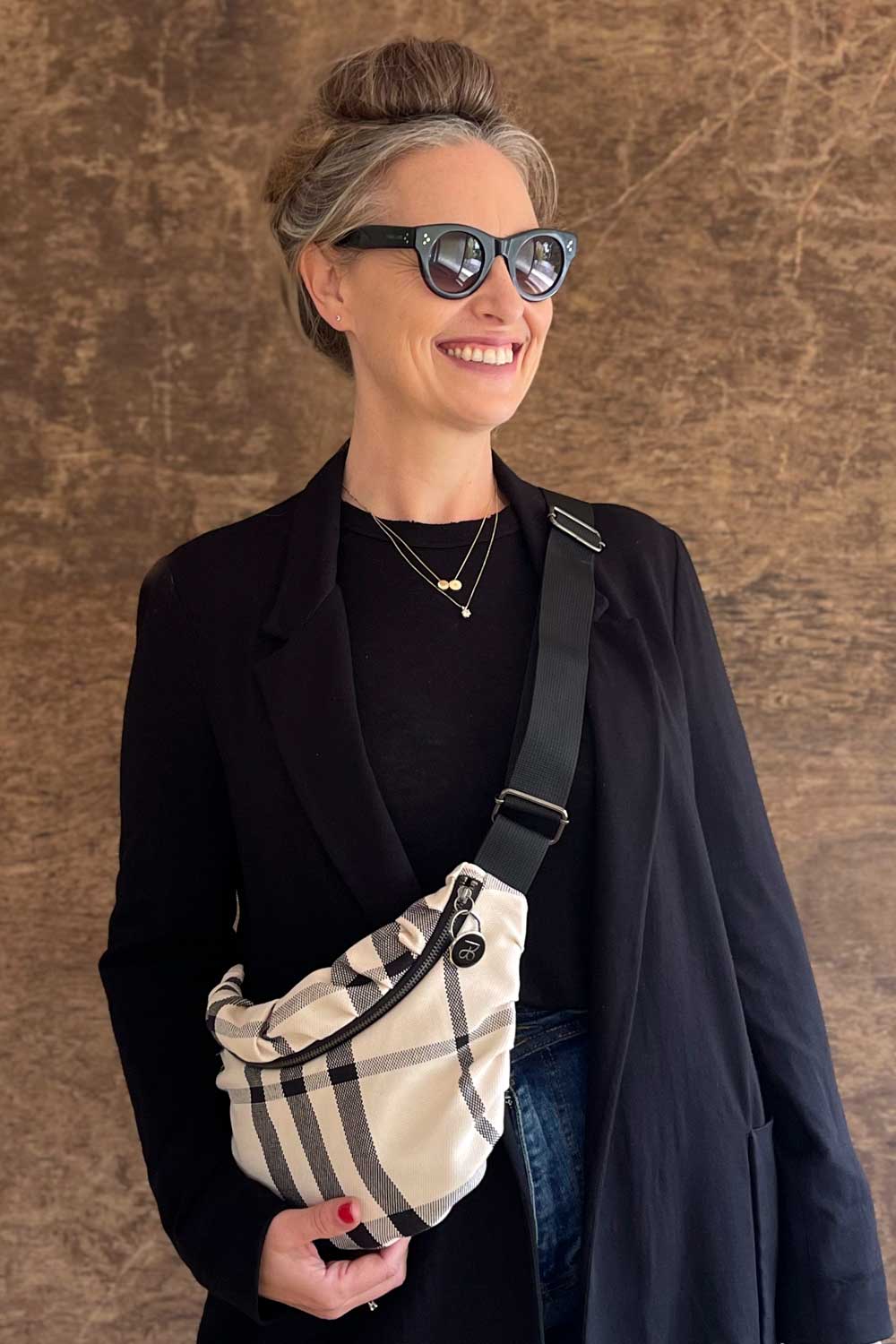 פאוץ מיוחד | פאוץ | עדי בקשי