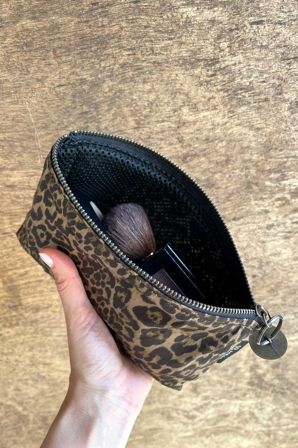 תיק דרכונים מיטל