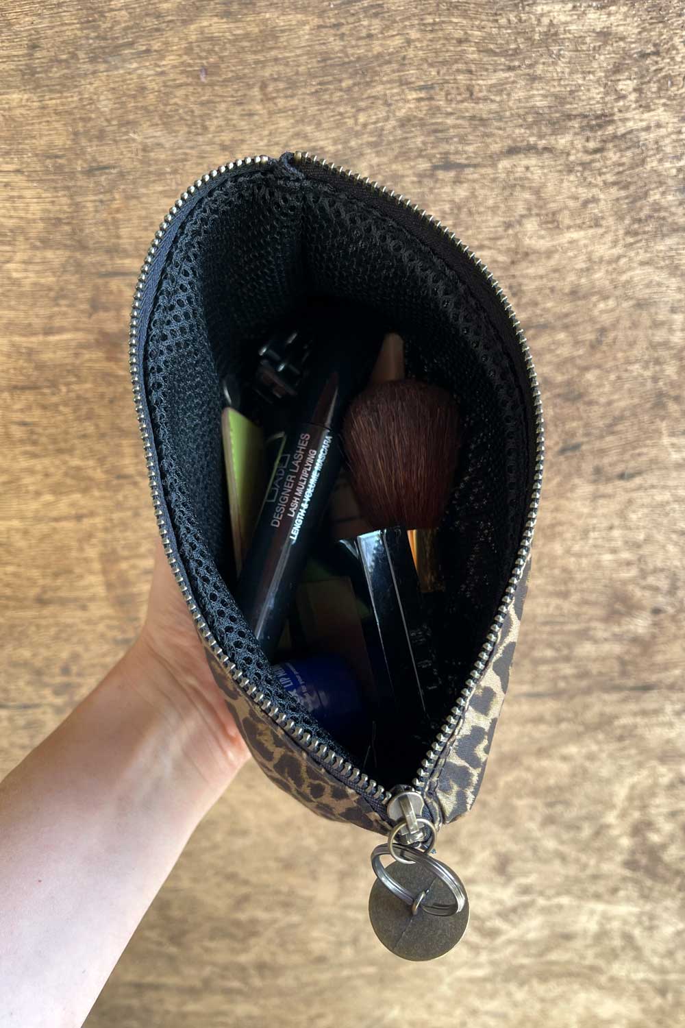 תיק דרכונים מיטל