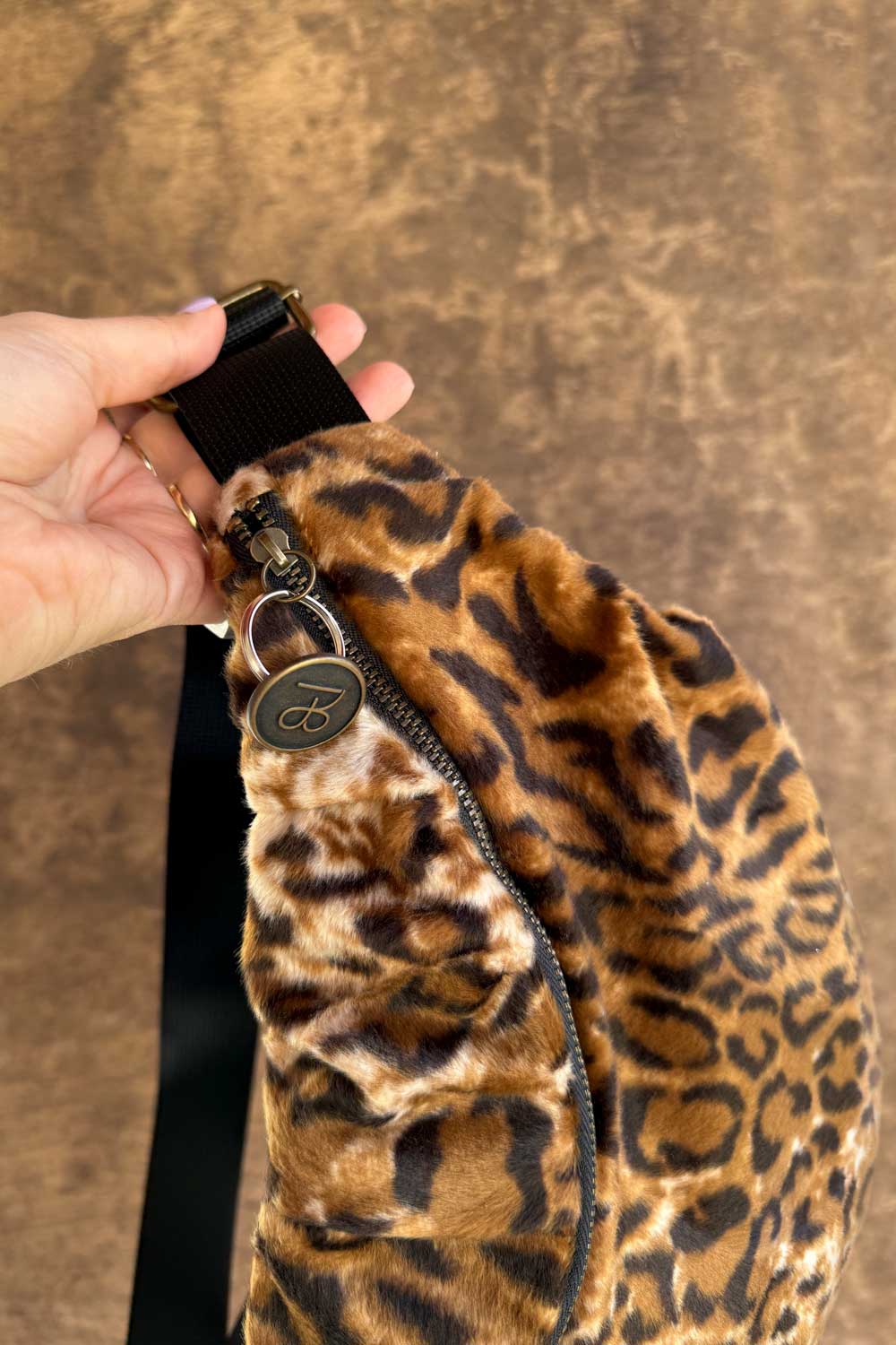 פאוץ׳ קטן נאלה