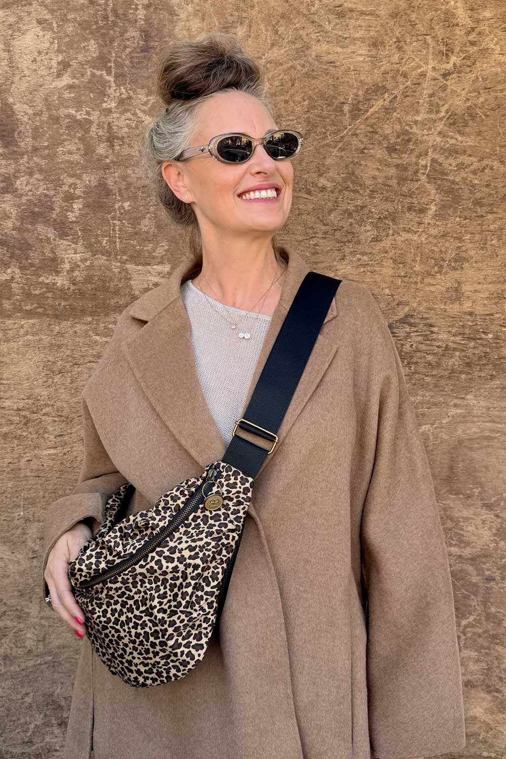 פאוץ׳ גדול נועה – מנומר