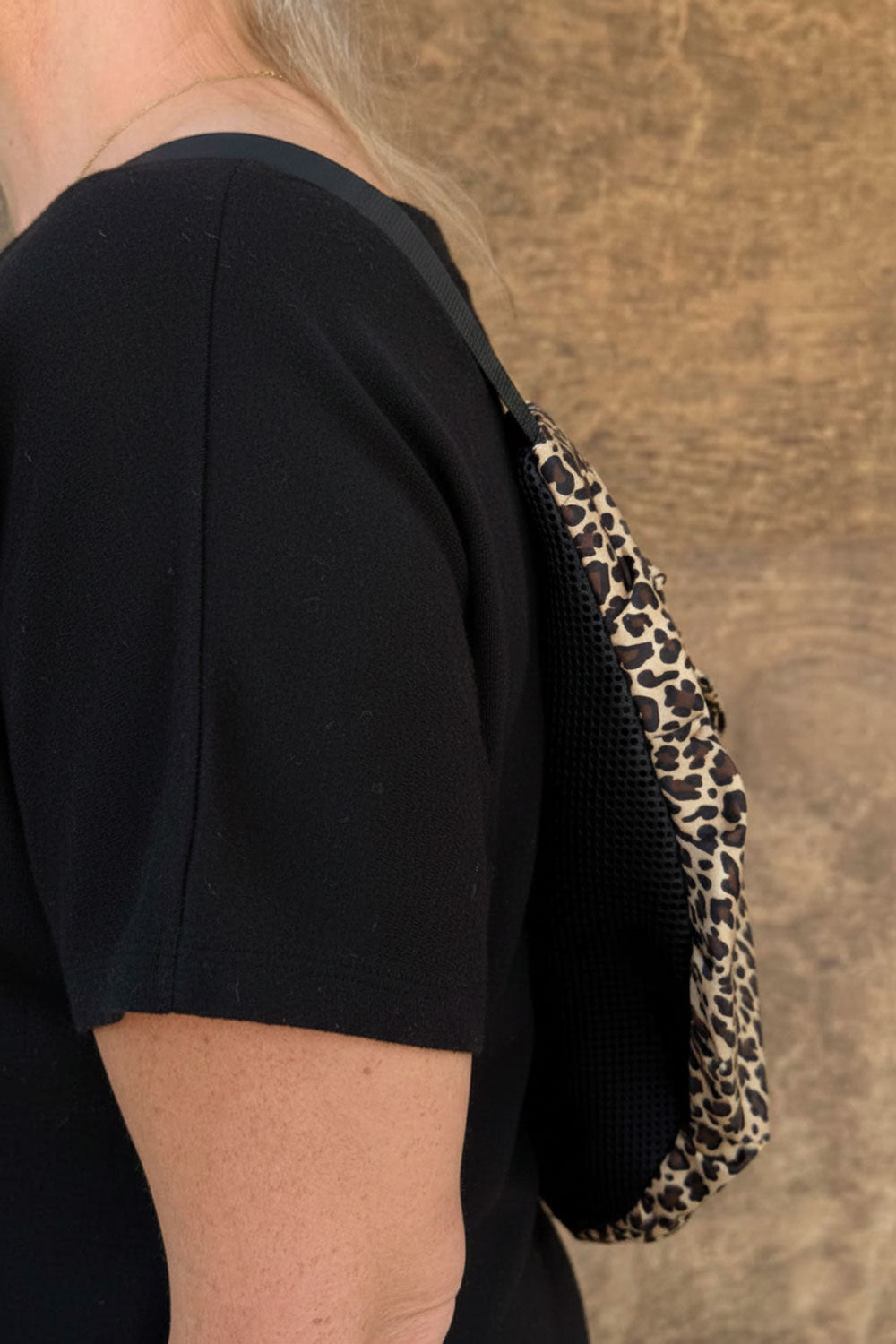 פאוץ׳ גדול נועה