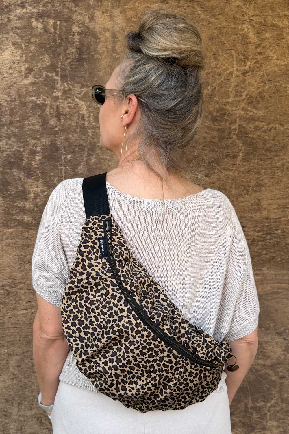 פאוץ׳ גדול נועה – מנומר