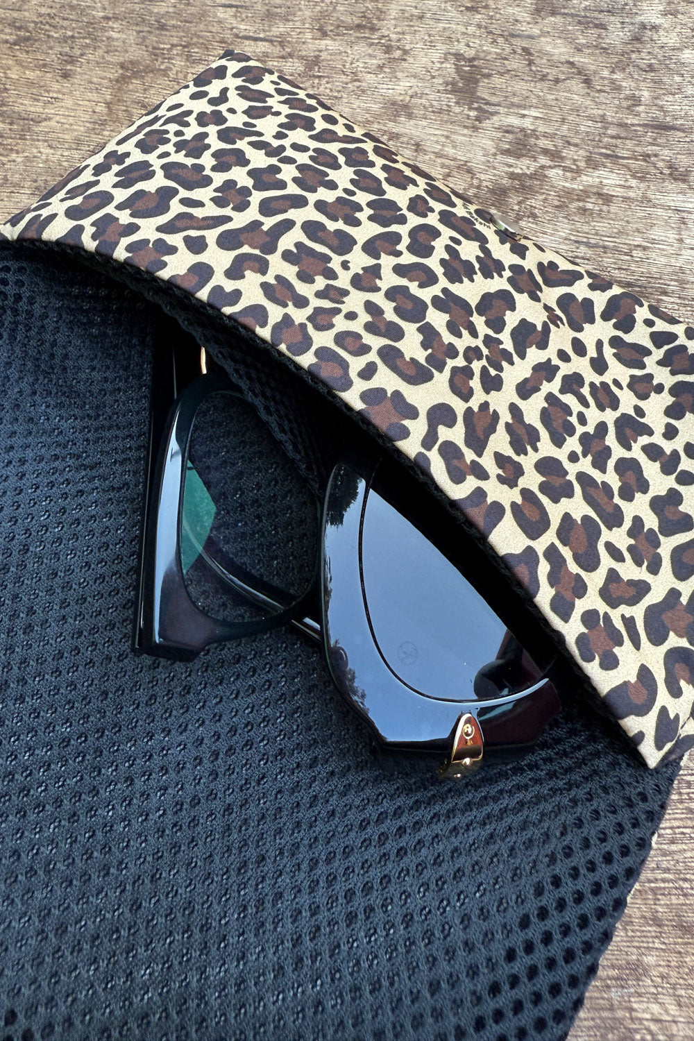 נרתיק משקפיים נועה