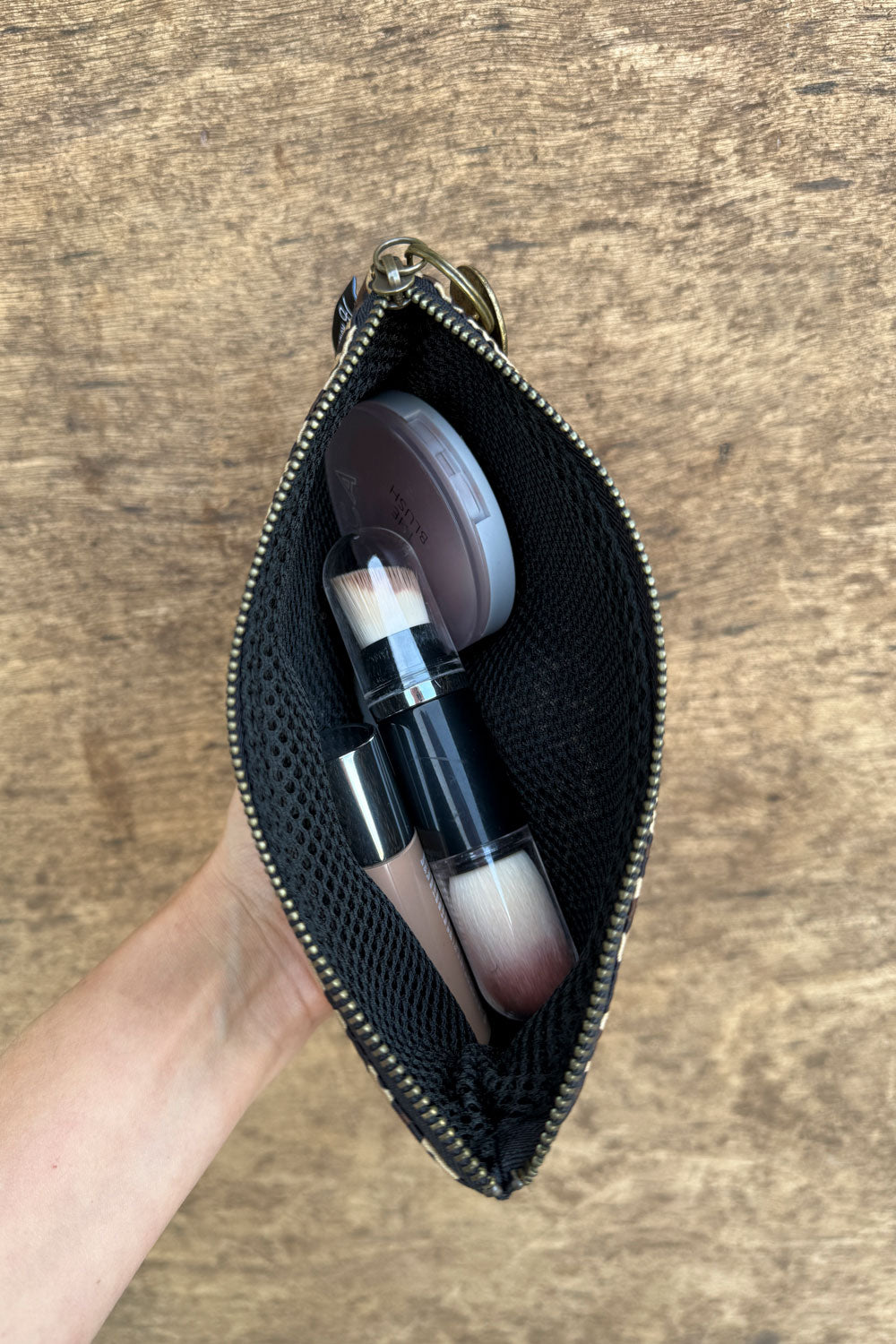 תיק דרכונים נועה