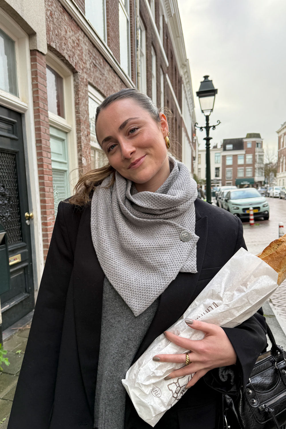 צעיף סרוג רוברטה