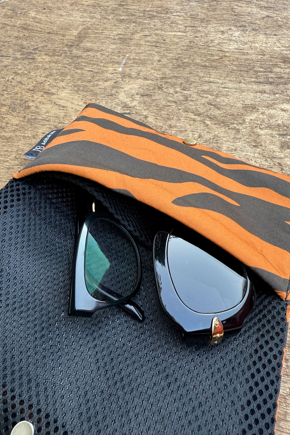 נרתיק משקפיים רותם