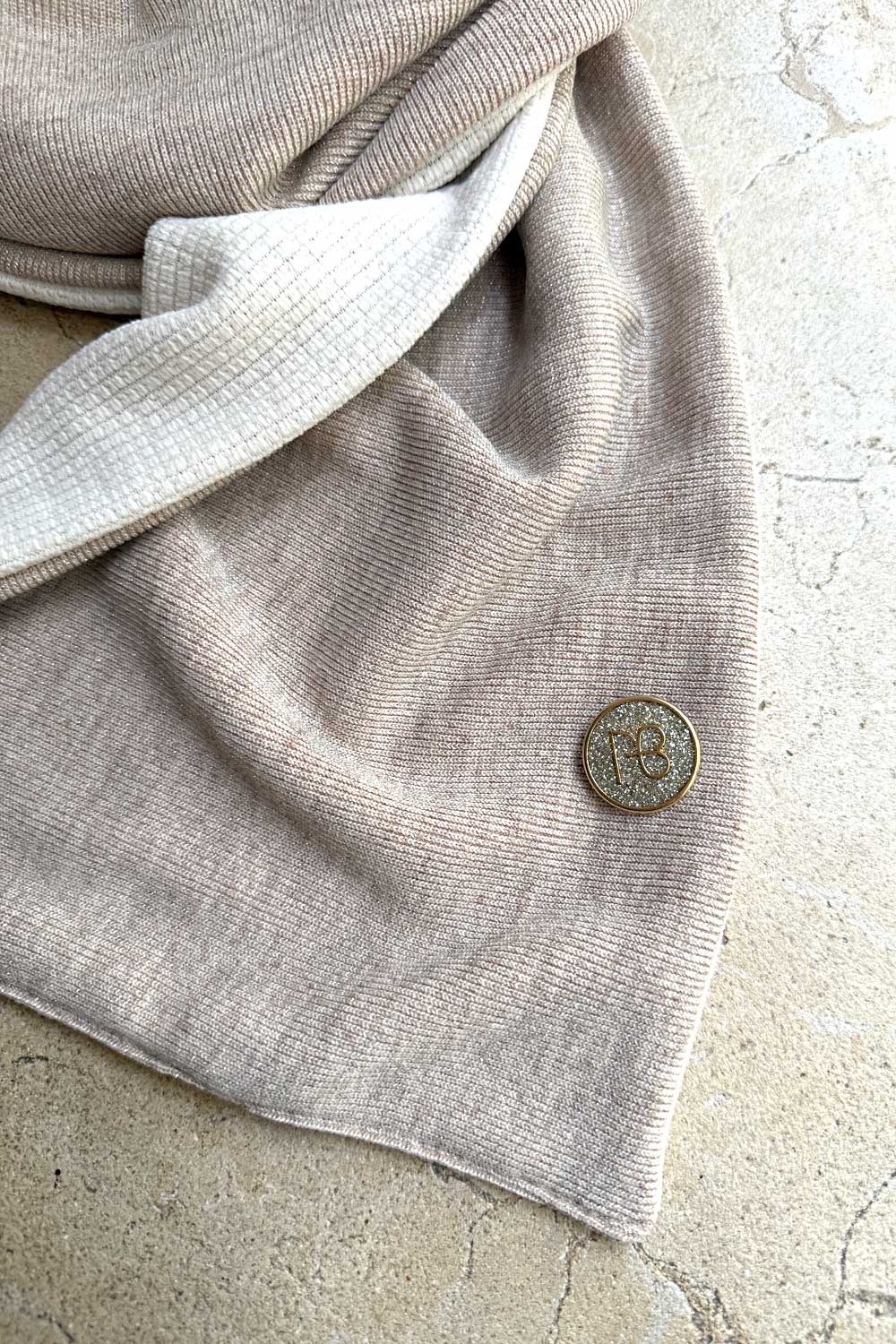 צעיף דו-צדדי שרה (מנצנץ)