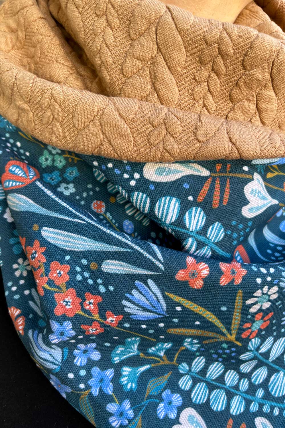 צעיף דו-צדדי שירלי