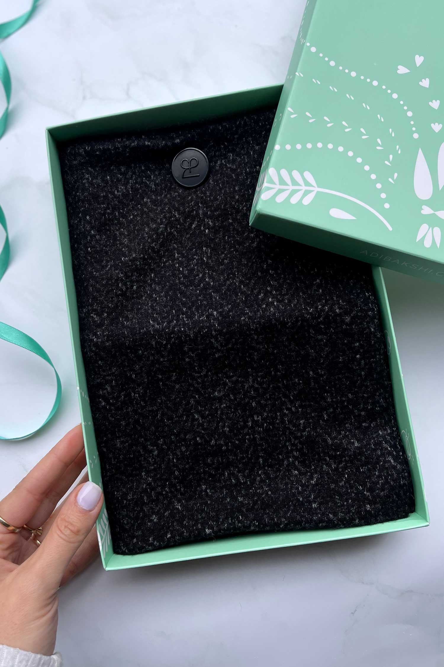 צעיף מלטף טל