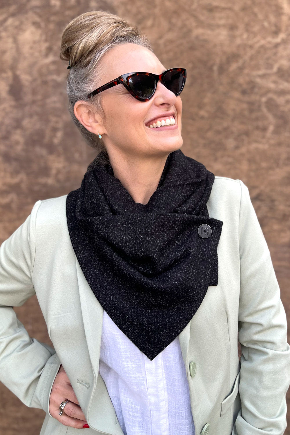 צעיף מלטף טל