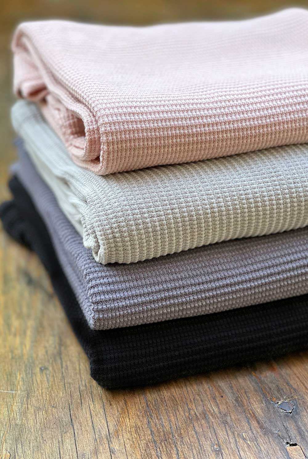 שמיכת עיטוף לתינוק - שחור אורבני דגם ורונה