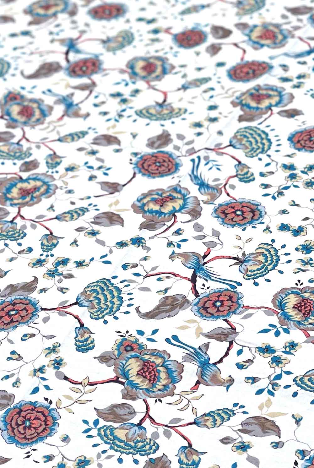 מפת שולחן פרחונית רומנטית דגם קאלה