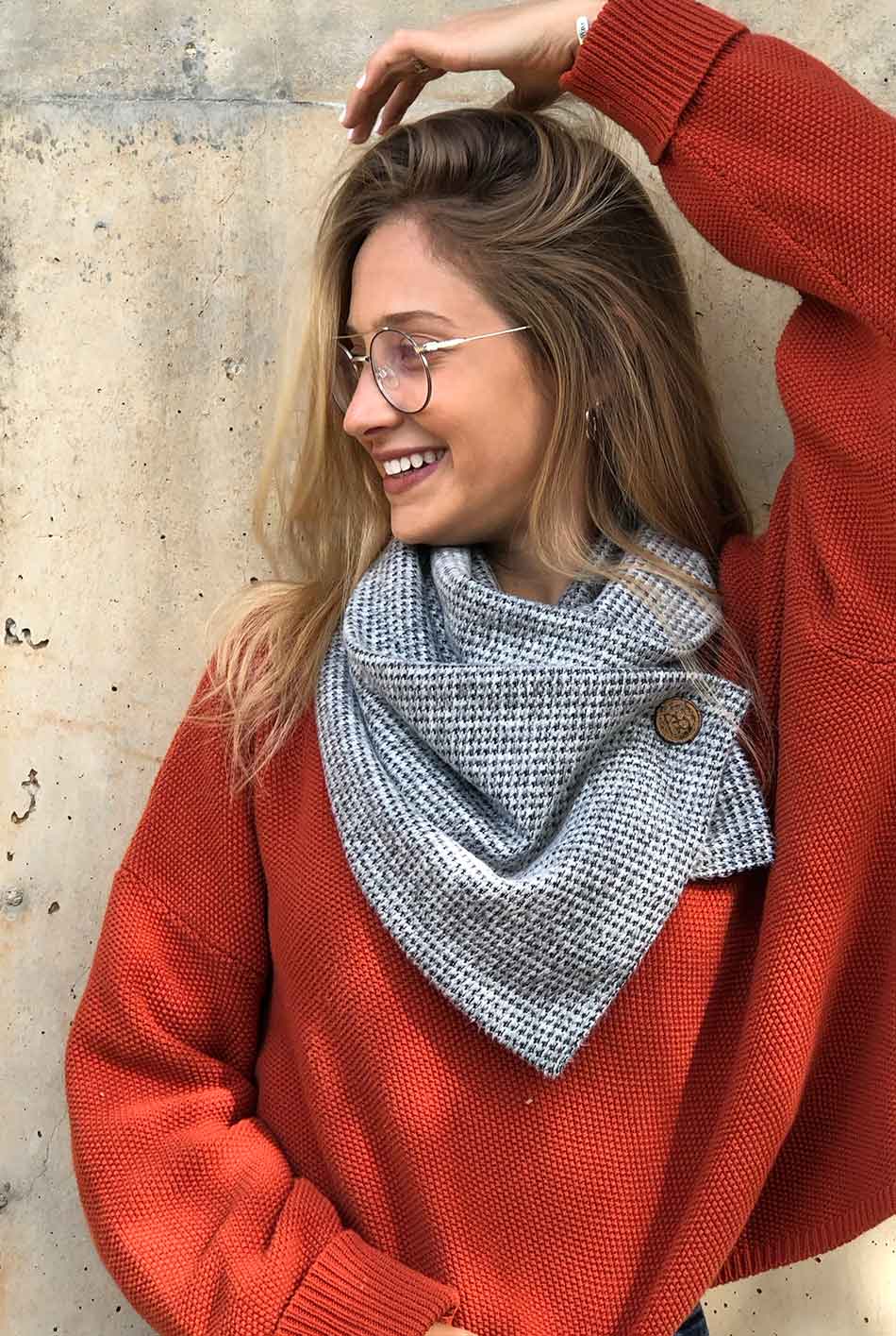 צעיף פפיטה אפור אודליה