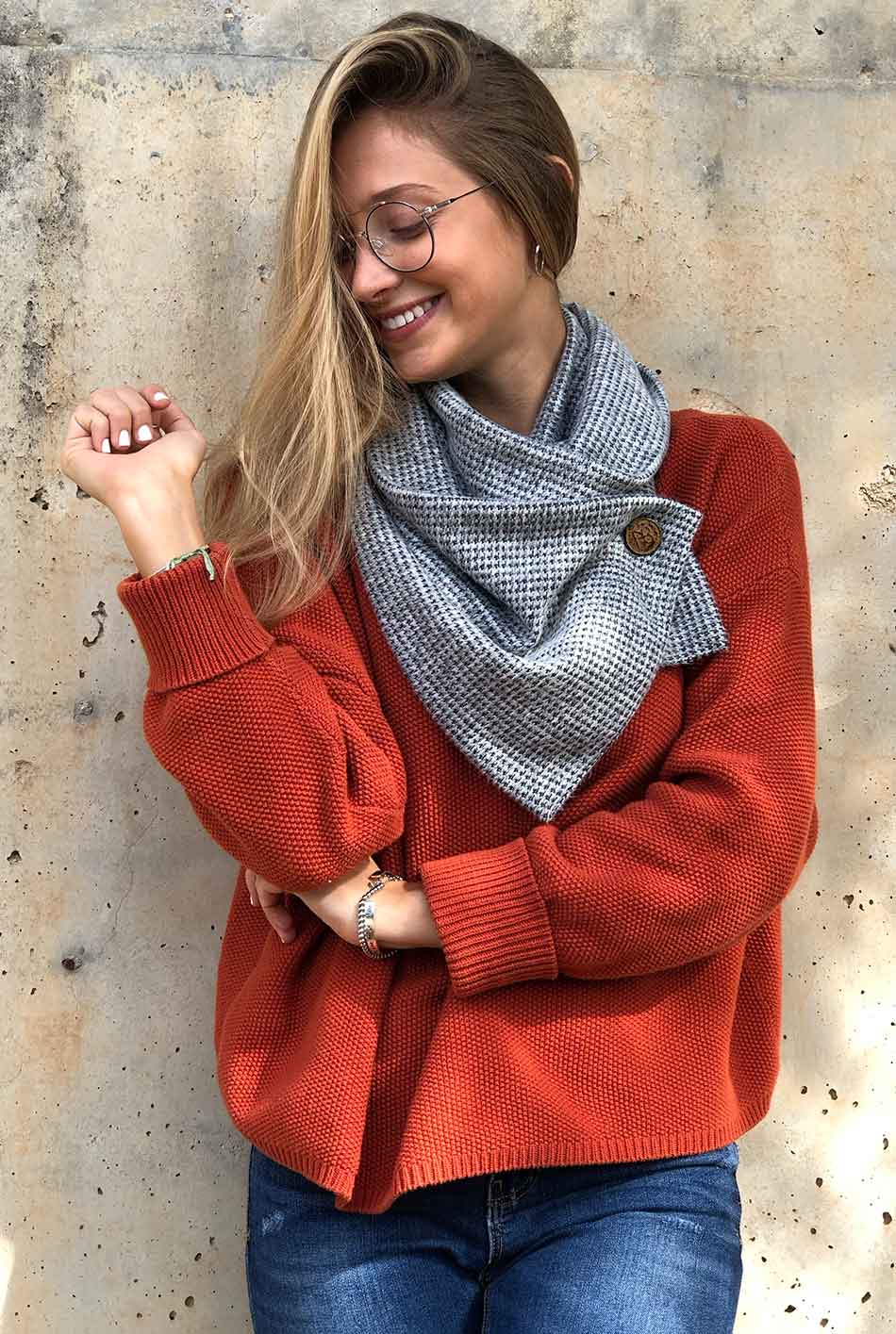 צעיף פפיטה אפור אודליה