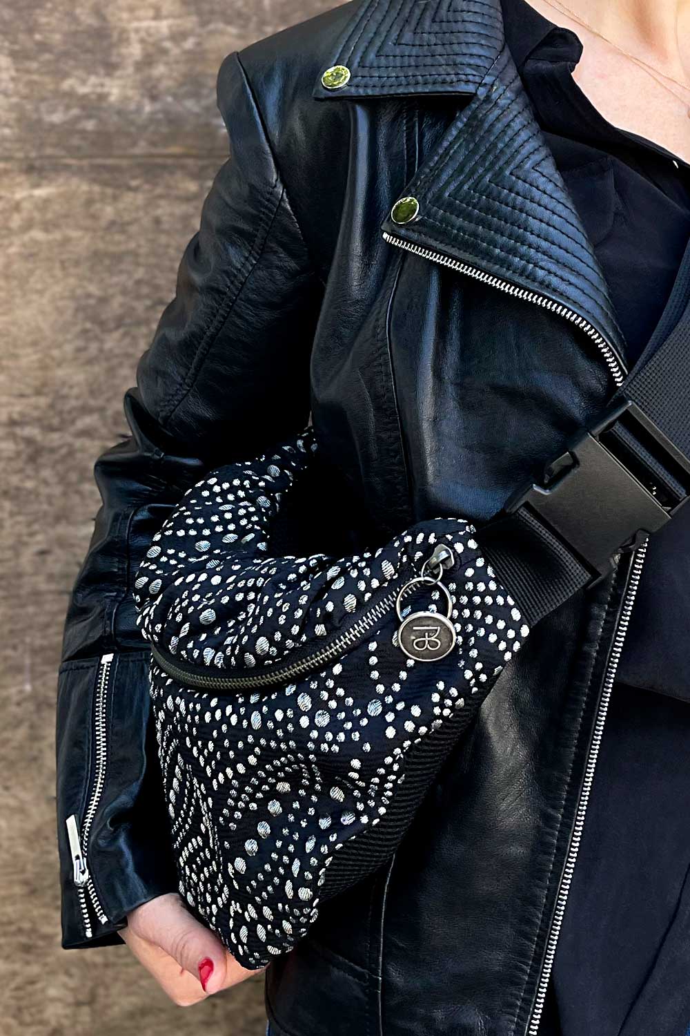 פאוץ׳ גדול אודרי