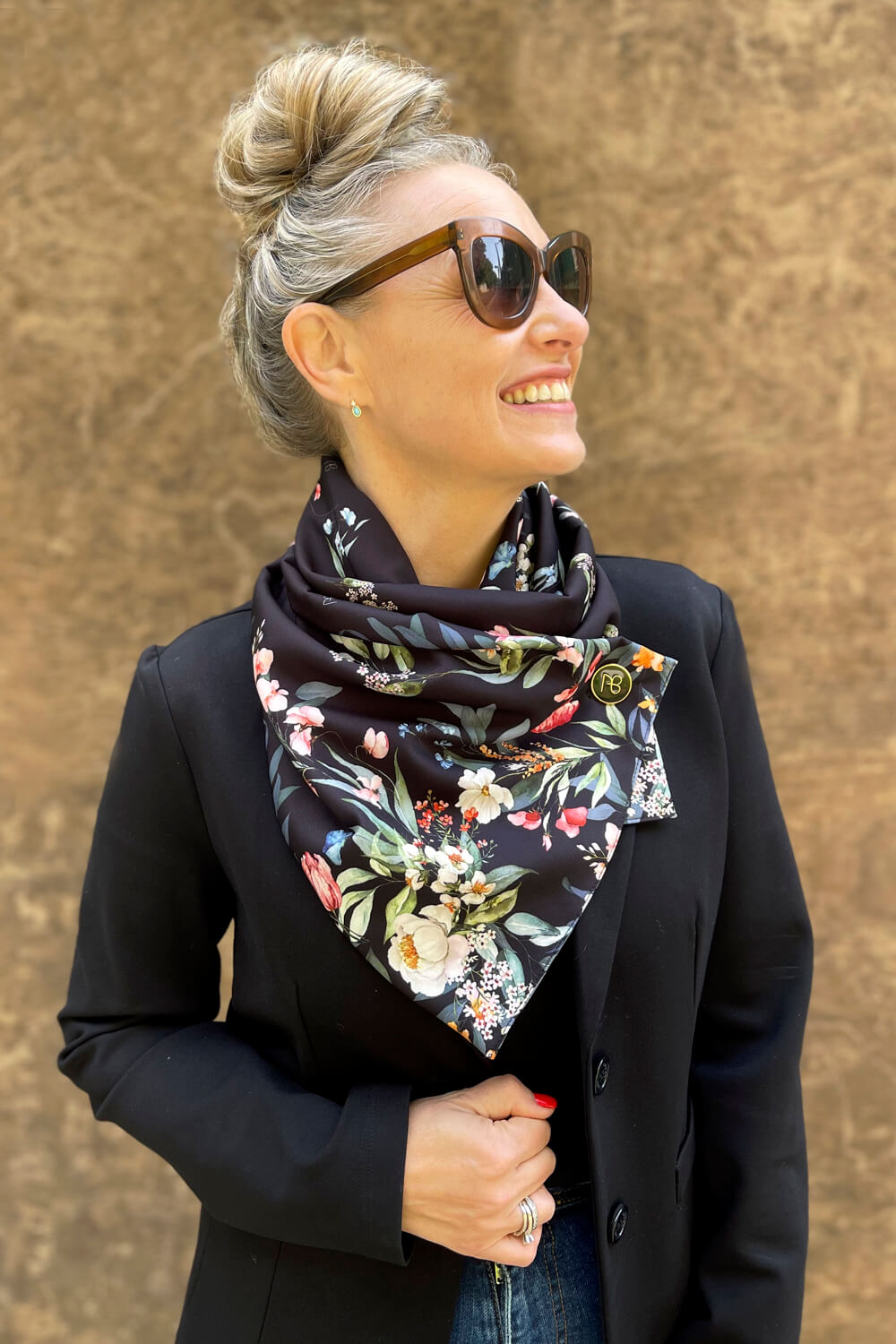 צעיף פרחוני | צעיף בסגנון יפני | עדי בקשי