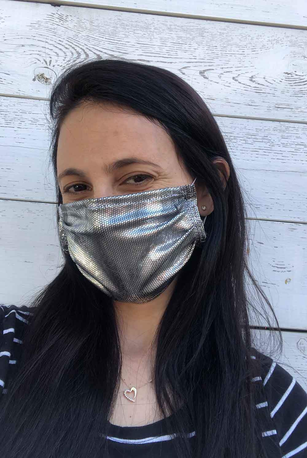 מארז מסכות מושלם! 4 מסכות דו-צדדיות 100% כותנה במחיר מיוחד