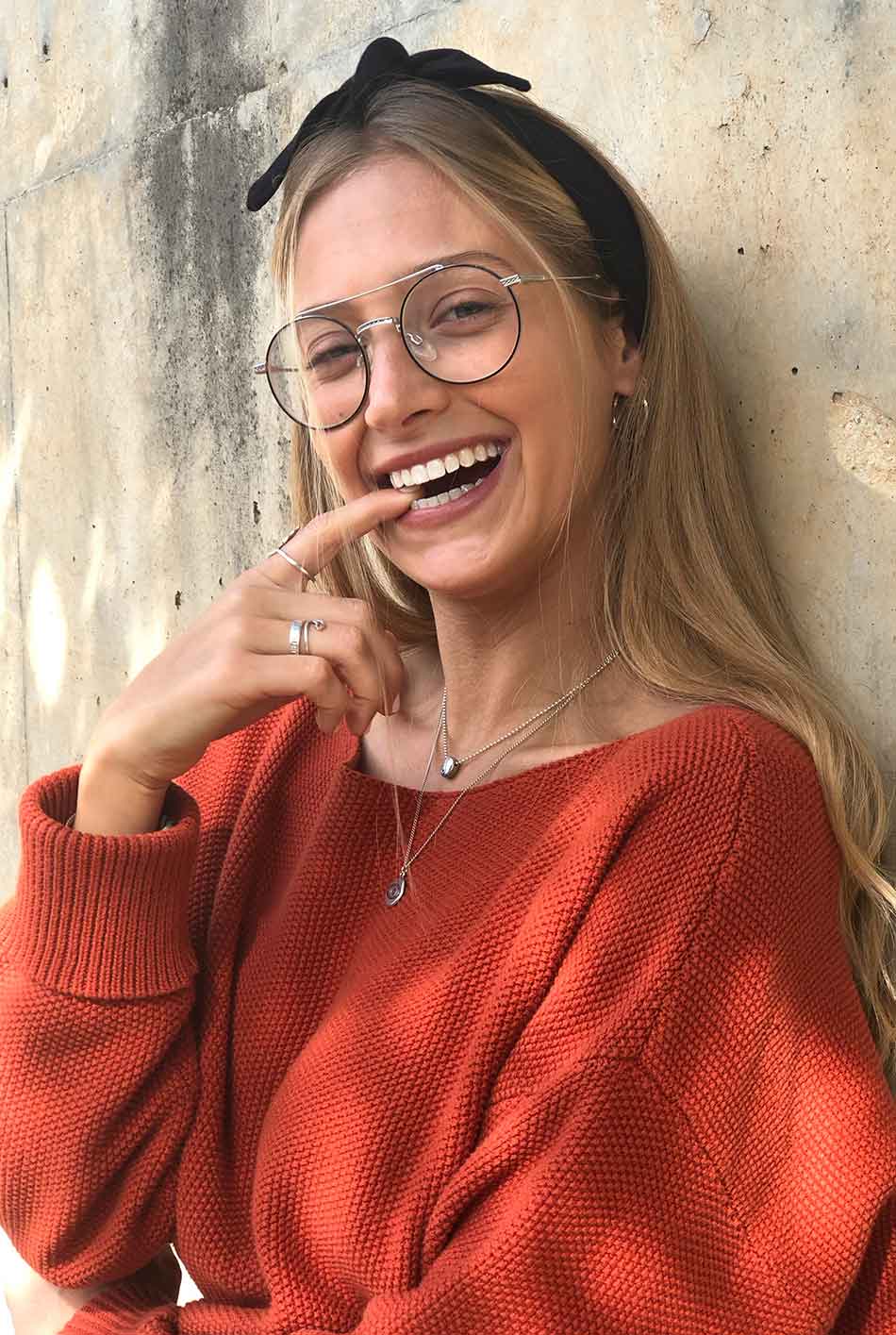 סרט לשיער שחור ורונה