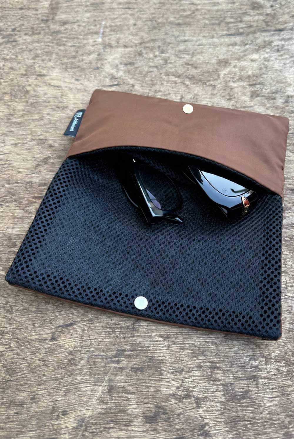 נרתיק משקפיים בוניטה