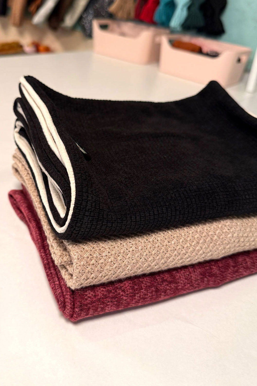 מארז 3 צעיפים – מתנה מושלמת ומפנקת לנשים | רעות · ברנדה · אורלי