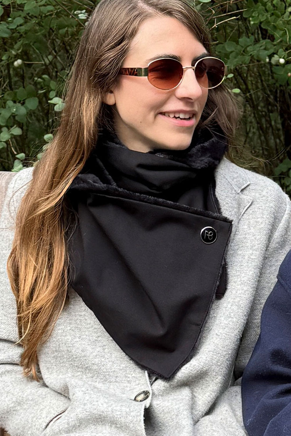 צעיף פרווה דו-צדדי ג׳יזל