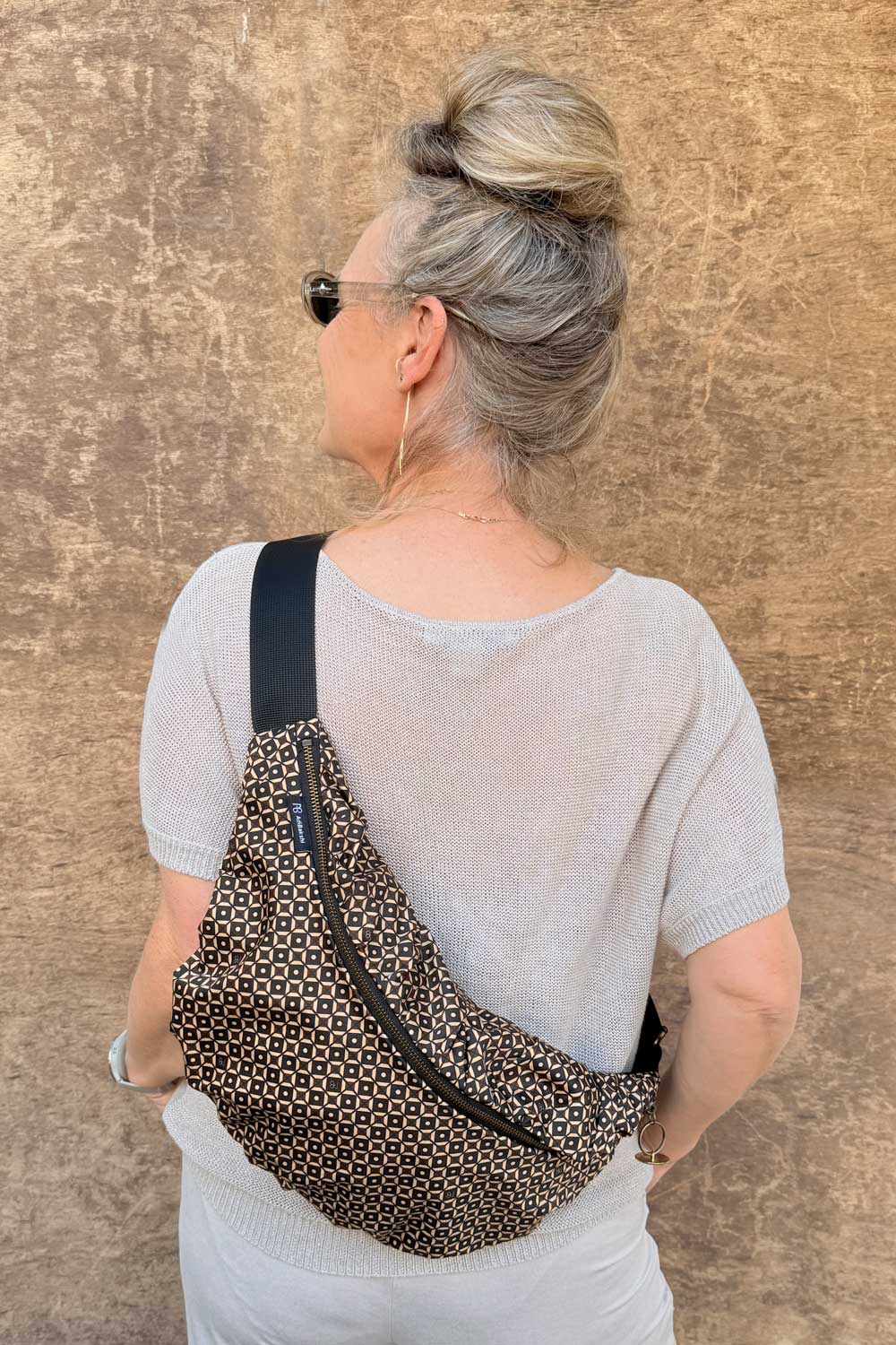 פאוץ׳ גדול גרייס