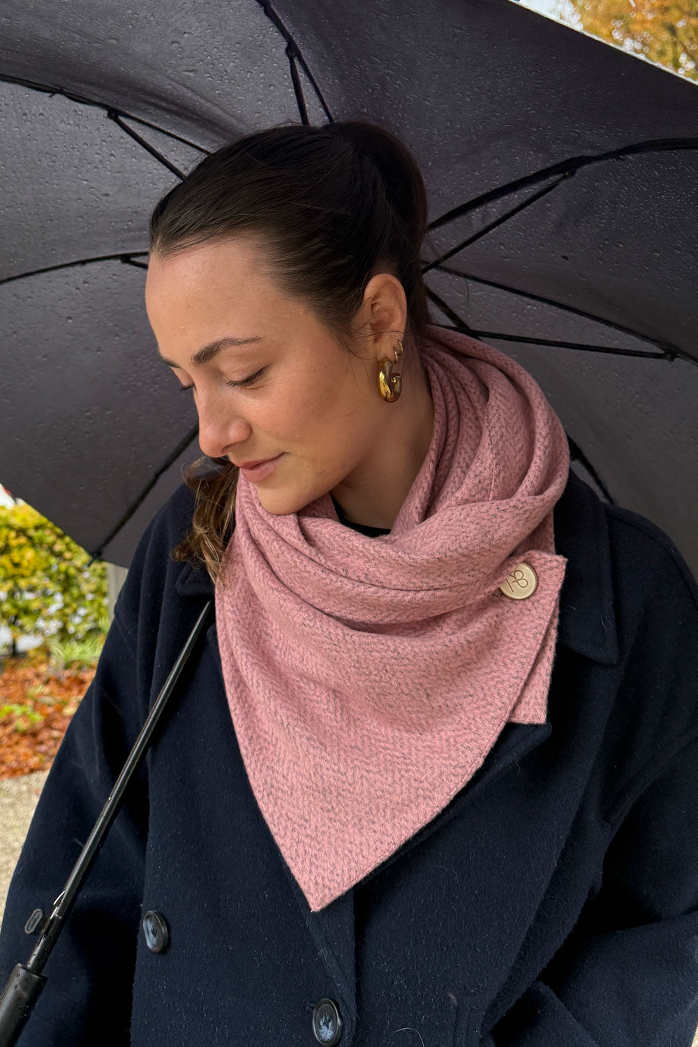 צעיף מלטף ליה