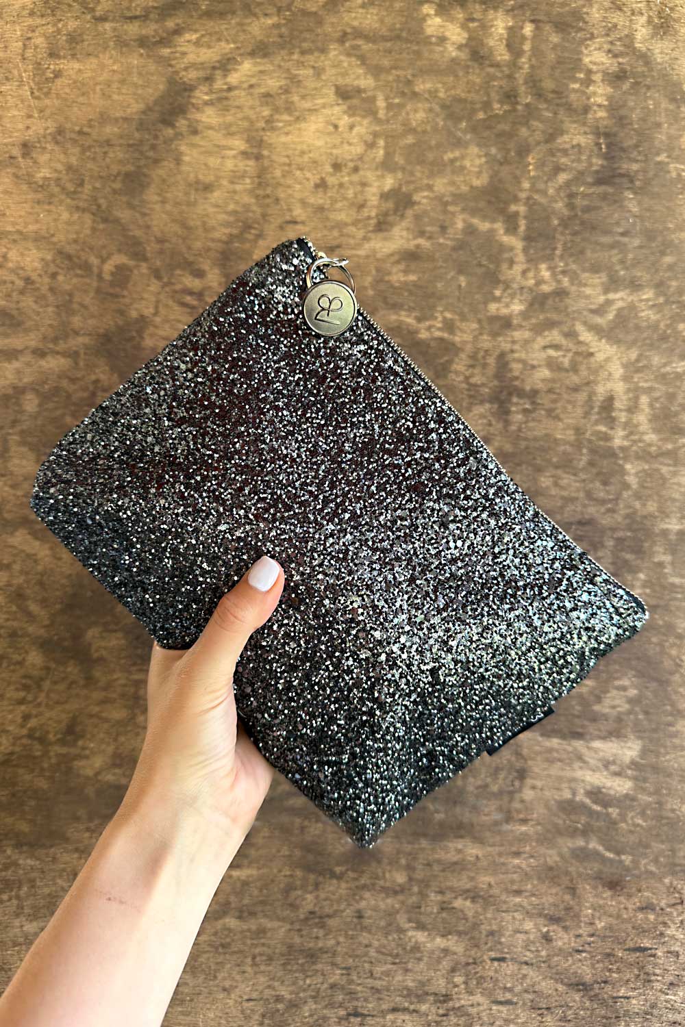 תיק קלאץ' מדונה (מנצנץ)