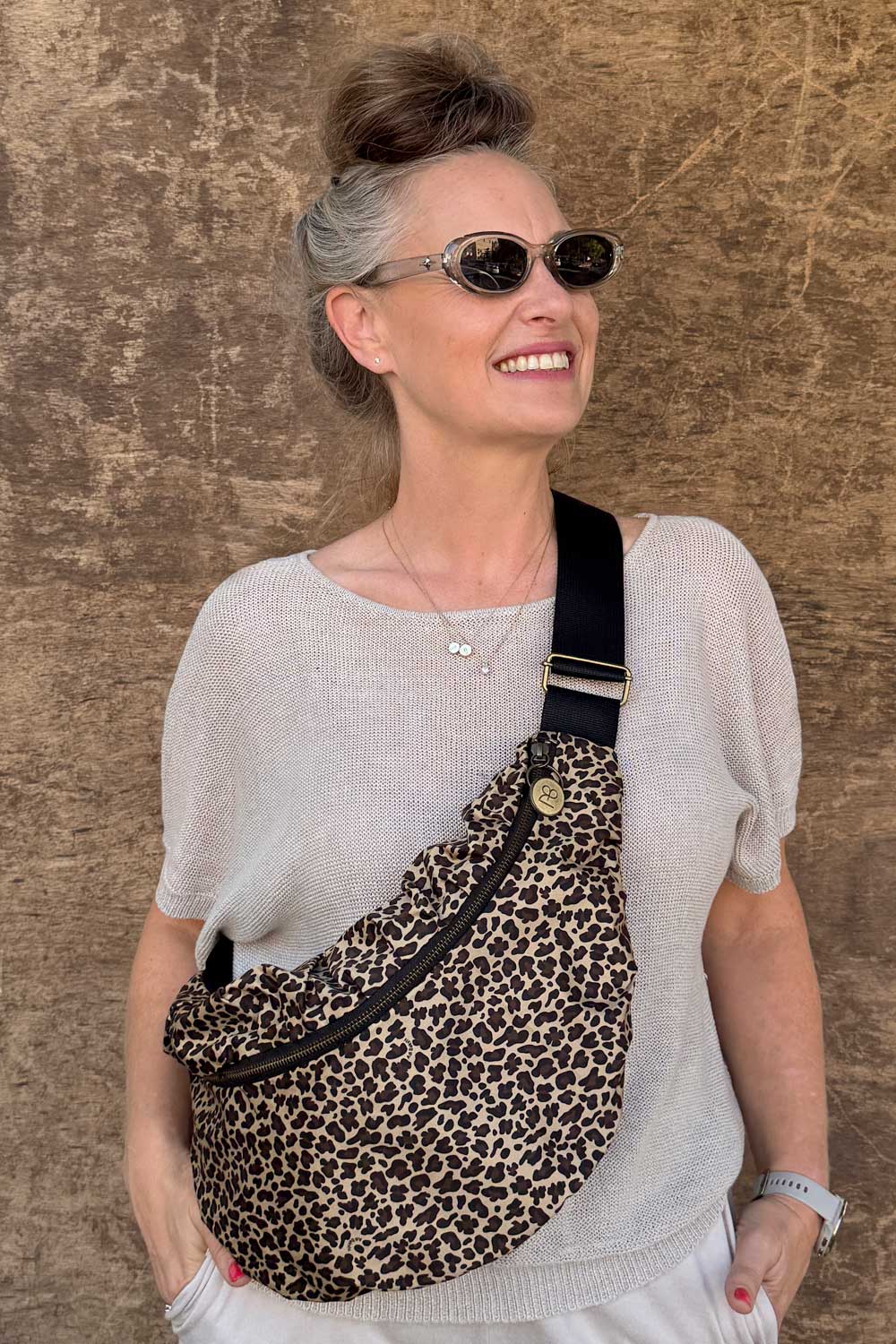 פאוץ׳ גדול נועה – מנומר