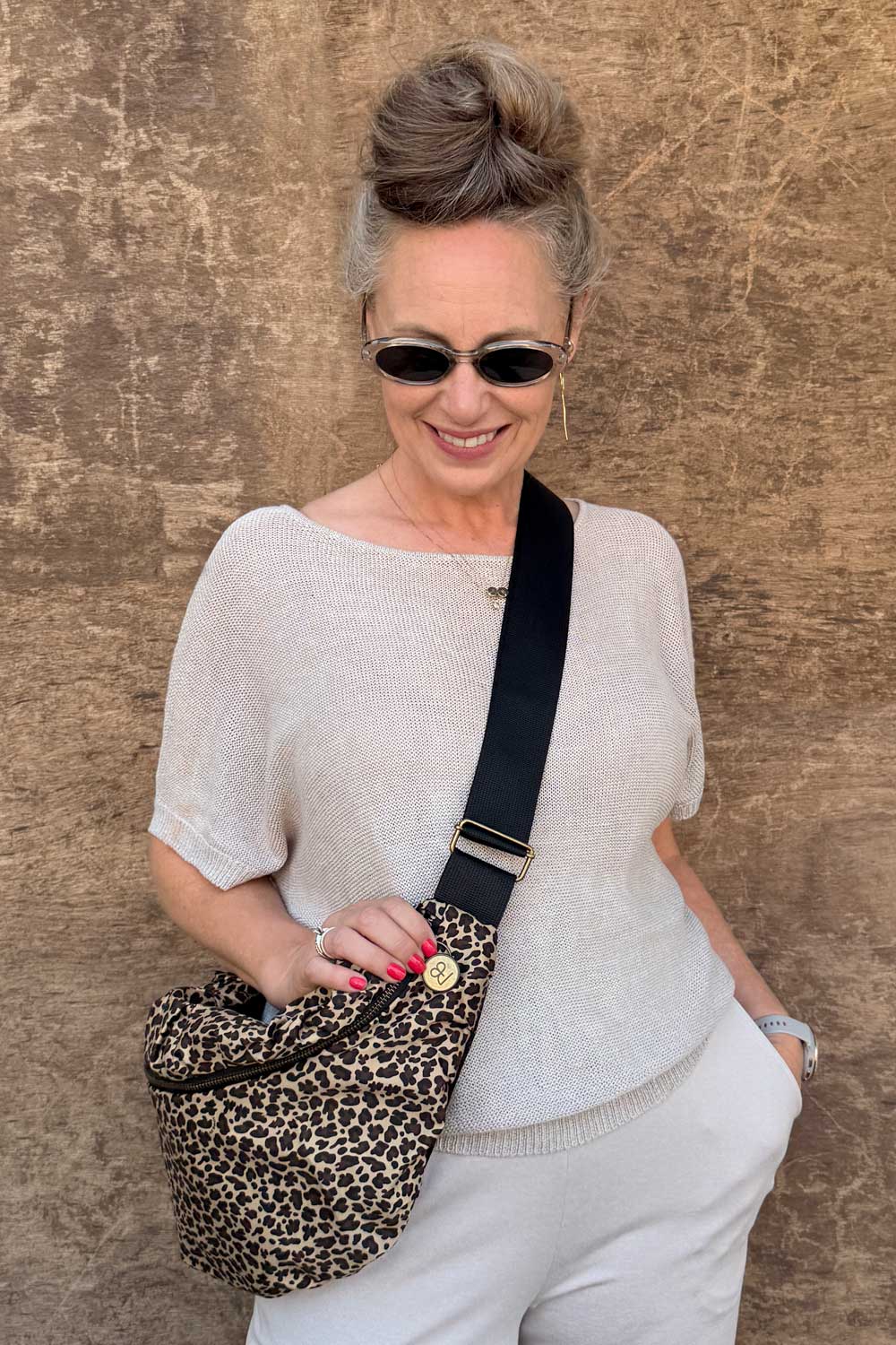 פאוץ׳ גדול נועה – מנומר