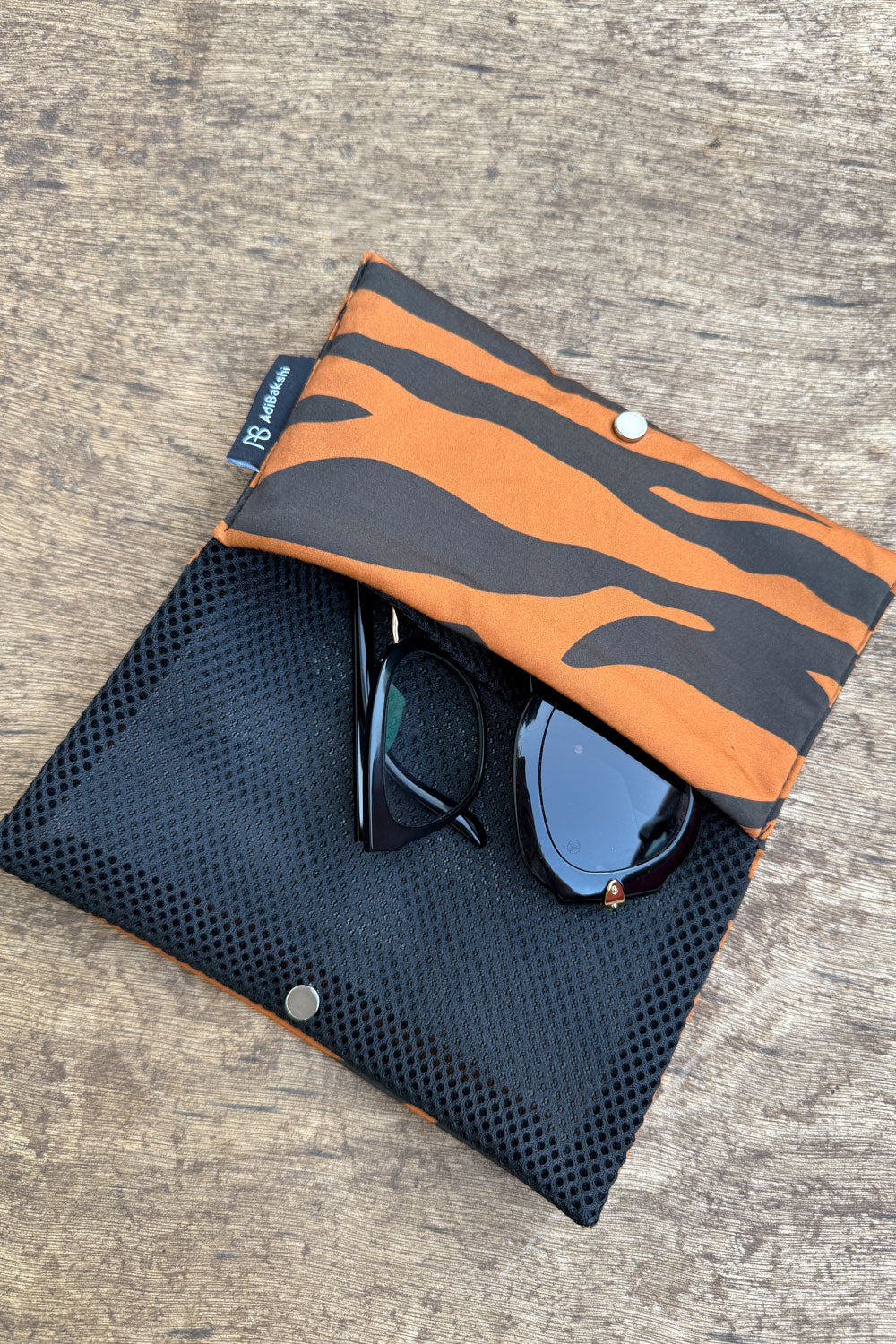 נרתיק משקפיים רותם