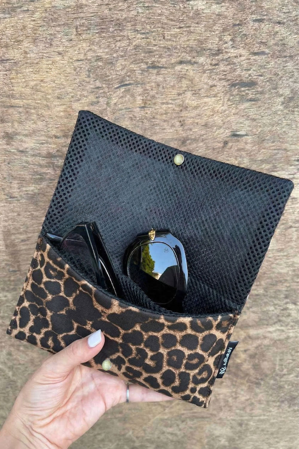 נרתיק משקפיים תמר